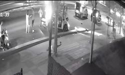 Feci Kaza Kamerada! Araç ve Motosiklete Çarptı, 1’i Ağır 2 Yaralı