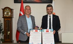 Ermenek ve Anamur Kardeş Belediye Oldu