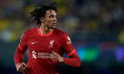 Real Madrid Trent Alexander-Arnold’ı Resmen Kadrosuna Kattı
