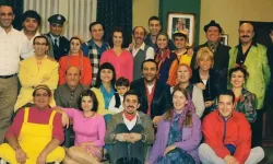 Bir Demet Tiyatro Efsanesinden Acı Haber