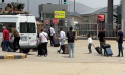 İsrail Saldırdı: İran'daki Türk Vatandaşları Dönüş İçin Sınır Kapılarında