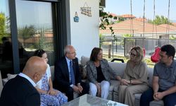 Kemal Kılıçdaroğlu’ndan Babalar Gününde Anlamlı Taziye Ziyareti