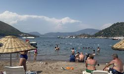 Marmaris’te Bayram Sıcaklığı Tatilcileri Sahillere Çekti