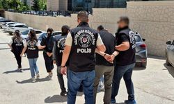 Makyaj Perdesi Aralandı: Fuhuş Çetesi Çökertildi!