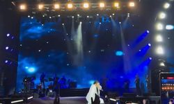 Kültür Yolu Festivali’nde Bayhan Sahnede Düşme Talihsizliği Yaşadı