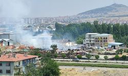 Ankara’da Otluk Yangını Faciası: Fayans Deposu Alevlere Teslim Oldu!