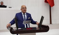 Burhanettin Kocamaz: “Mersin’de Vatandaş Özel Hastaneye Mahkum”