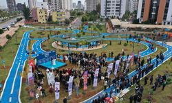 Mersin Yenişehir’de Çocuklara Ücretsiz Bisiklet Eğitimi Başladı