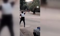 Adana’da Korku Dolu Dakikalar: Polisle Çatıştı, Çaya Kaçtı