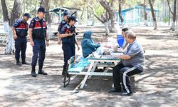 Adana’da Jandarma, Piknikçilere Yangın Uyarısı