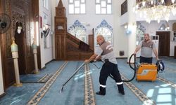 114 Cami, 45 Mescit… Akdeniz’de Mobil Temizlik Ekipleri Sahada!
