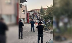 Sındırgı’daki Depremde Enkaz Altından 6 Kişi Sağ Çıkarıldı