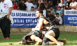 Yayladağı'nda güreş şöleni: Finalde alkışlar Enes Bandırma için