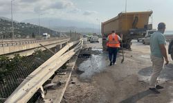 Hatay’da Kontrolden Çıkan Tır Bariyerlere Ok Gibi Saplandı!