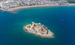 Mersin'deki Denizin Ortasındaki Kızkalesi’nin Asıl Sırrı Ne? O Meşhur Yılan Efsanesinin Altında Yatan Aşk ve Kehanet Hikayesi