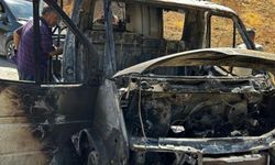 Sürücünün Dikkati Felaketi Engelledi: Minibüs Alevlere Teslim Oldu