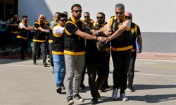 Adana’da Haraç ve Silah Şoku: 6 Tutuklu, 54 Bin Hap Ele Geçirildi