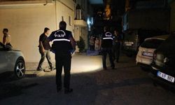 Adana’da Gece Yarısı Kanlı Pusu: Evinin Önünde Kurşun Yağmuruna Tutuldu!