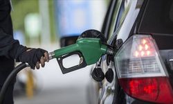 ARAÇ SAHİPLERİ DİKKAT: Benzine ve Motorine (Mazota) Zam Beklentisi! Akaryakıt Fiyatları Ne Olacak, Zam yada İndirim Gelecek mi?