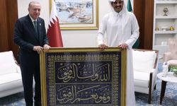 Cumhurbaşkanı Erdoğan Katar’da El Sani ile Görüştü: Türkiye-Katar İş Birliği Masada