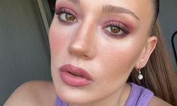 Gizem Karaca, Eşi ve Kızıyla Paylaştı: “Biz Yine Sokaklardayız”