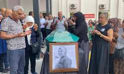 İkiz annesi hastane personeli hastalığa yenik düştü