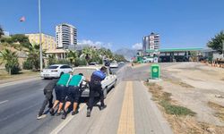 Küçük Yardım, Büyük Etki: Mersin Kavşağında Örnek Dayanışma