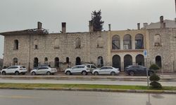Mersin Halkı Bekliyor: Tarihi Kütüphane Neden Hâlâ Açılmadı?