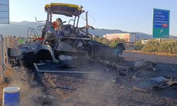 Adana-Gaziantep Yolunda Korku Dolu Anlar: Tır Alev Topuna Döndü!