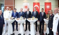 Mersin Adliyesi’nde Dayanışma ve Adalet Mesajı
