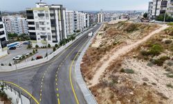 Tarsus’ta Yollar Yepyeni! Asfalt ve Çizgi Çalışmalarıyla Mahalleler Canlandı
