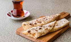 Mersin’den Tüm Türkiye’ye Yayılan Kahvaltı Lezzeti: Kahvaltıda Börek Yerine Bunu Deneyin! Mersin Usulü Sıkma Tarifi