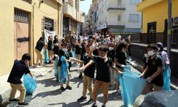 Akdeniz'de çevre temizliği bu kez çocuklarla yapıldı	