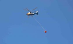 Yangına 2 uçak, 9 helikopterle müdahale ediliyor