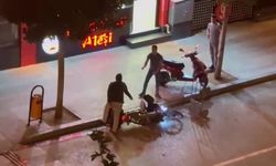 ÇORUM'DA MOTO-KURYE, AKARYAKIT ZAMLARINA TEPKİ GÖSTERDİ: "AL BENZİNİ, KENDİN ÇALIŞ"