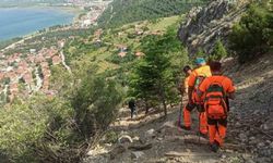 Isparta`da doğa yürüyüşünde kaybolan şahsı arama çalışmaları devam ediyor