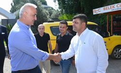 Bakan Ersoy, turizm bölgesi Belek'te taksici esnafıyla bayramlaştı