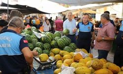 Mersin`de pazar yerlerinde fiyat ve tartı denetimi