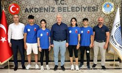 Akdeniz'in kick boksçuları derecelerle döndü