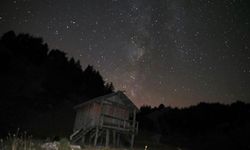 Adana`da Perseid Meteor Yağmuru`nu izlemek isteyenler yüksek yerlere çıktı