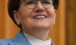 AKŞENER: DAĞLARINDA ÇİÇEKLER, GÜNEŞİNDE SIRMALAR SAÇAN İZMİR'İMİZİN KURTULUŞ YIL DÖNÜMÜ KUTLU OLSUN