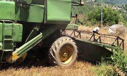 800 rakımlı zorlu arazide son buğday hasadı yapıldı