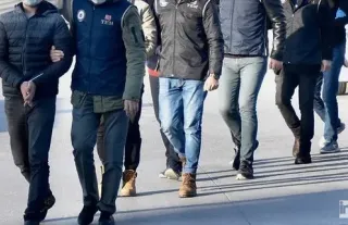 Mersin’de tefeci operasyonu! Kıskıvrak yakalandılar!