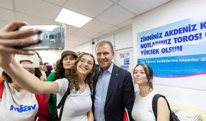 Türkiye'de Bir İlk! Büyükşehir'den Üniversitelilere Ücretsiz Nakliye Hizmeti