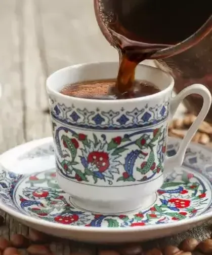 Türk Kahvesi: Geleneksel Lezzetin Sağlık Üzerindeki Olumlu Etkileri