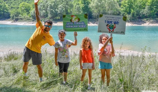 Çamlıyayla'da Gönüllülerle Çevre Temizliği Yapıldı