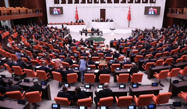 10. Yargı Paketi Yasalaştı: Cezalar Arttı, 8 Madde Son Anda Çıkarıldı!