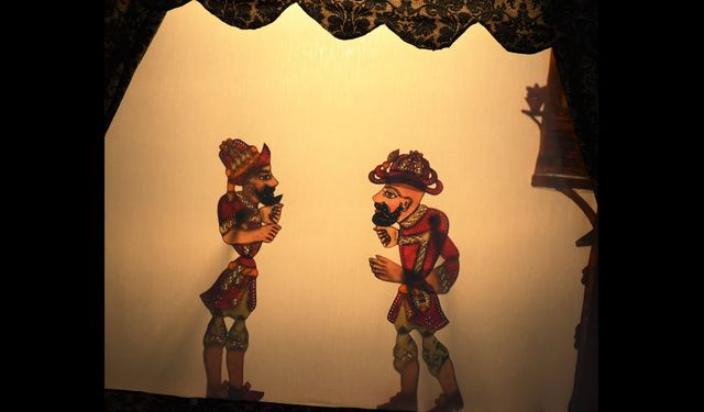 Bozyazı'da Hacivat-Karagöz Gösterisi Düzenlendi