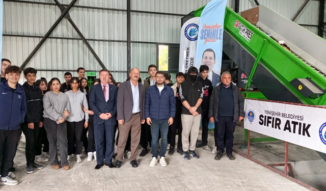 Yenişehir Belediyesi Geri Dönüşümde Örnek Olmaya Devam Ediyor