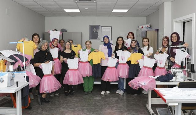 23 Nisan’da Çocukların Yüzünü Giydikleri Bayramlıklar Güldürecek